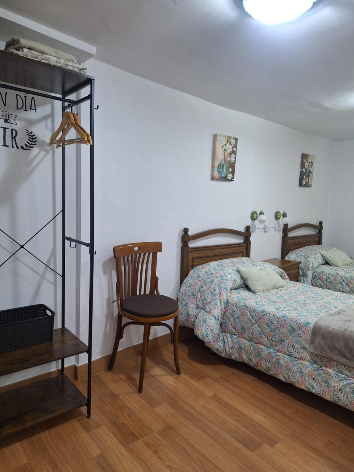 Turismo En Babia Bajo Los Nidos サン・エミリアーノ 部屋 写真