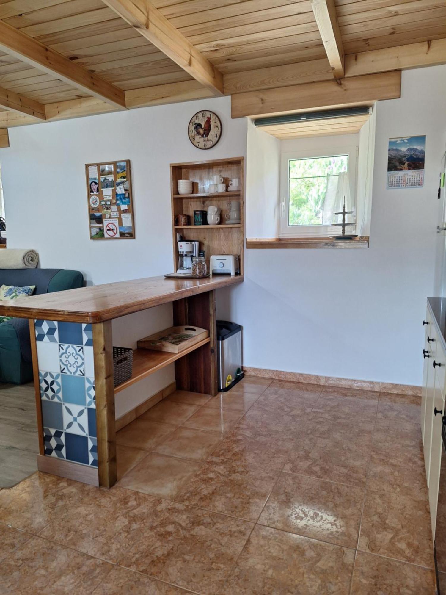 Turismo En Babia Bajo Los Nidos サン・エミリアーノ 部屋 写真